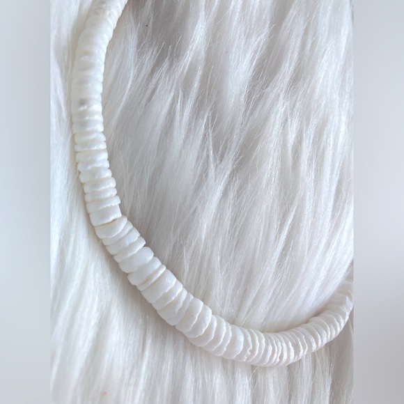 Vintage Puka Shell Necklaces - Picture 6 of 6